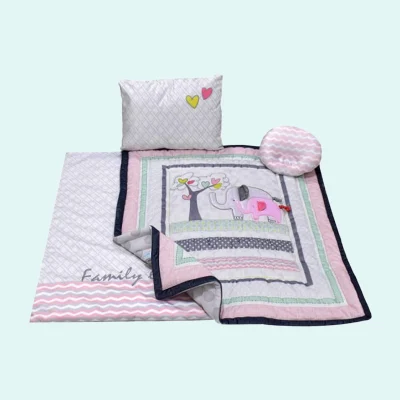 سرویس خواب چهار تیکه برند رزربرن طرح Family Love Gil